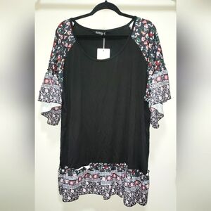 BloomChic (NWT) Boho Black Floral Flutter Sleeved Tunic Size 14/16
